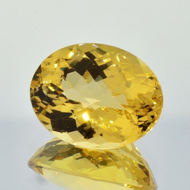 Goldberyll Oval-Schachbrett 11,50 ct