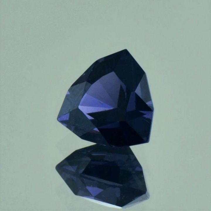 Spinel trillion dark blue 3.19 ct