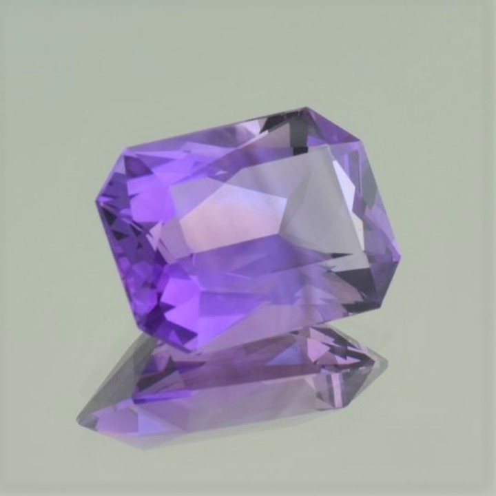 Amethyst octagon intensives Lila 17,05 ct