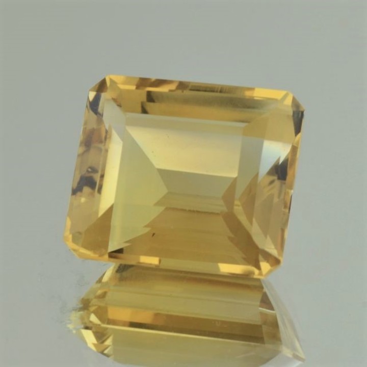 Citrin octagon goldgelb 44,51 ct