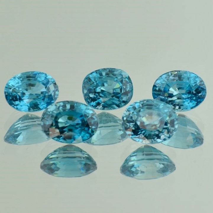 Zircon Lot oval blue 14.78 ct