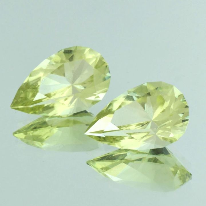 Heliodor Pair Edelberylle pear greenish yellow 19.22 ct