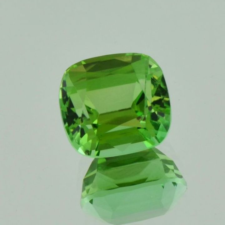 Green Tourmaline Tourmaline cushion green 8.03 ct