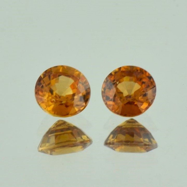 Zircon Pair round orange brown 3.79 ct