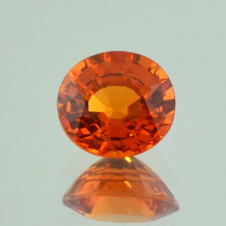 Mandarin Granat oval orange 3,48 ct