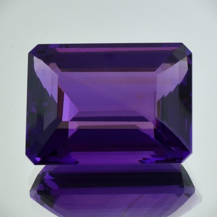 Amethyst octagon intensives Violett 71,81 ct