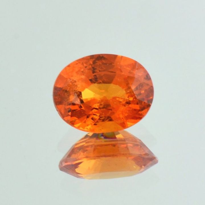 Mandarin-Granat oval orange 3,98 ct