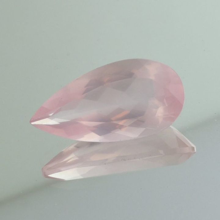 Rosenquarz Tropfen rosa 27,79 ct