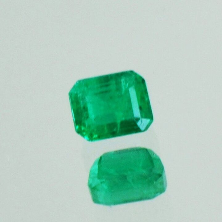 Smaragd octagon grün 0,56 ct