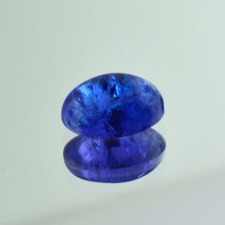 Tansanit Cabochon oval blau 8,78 ct