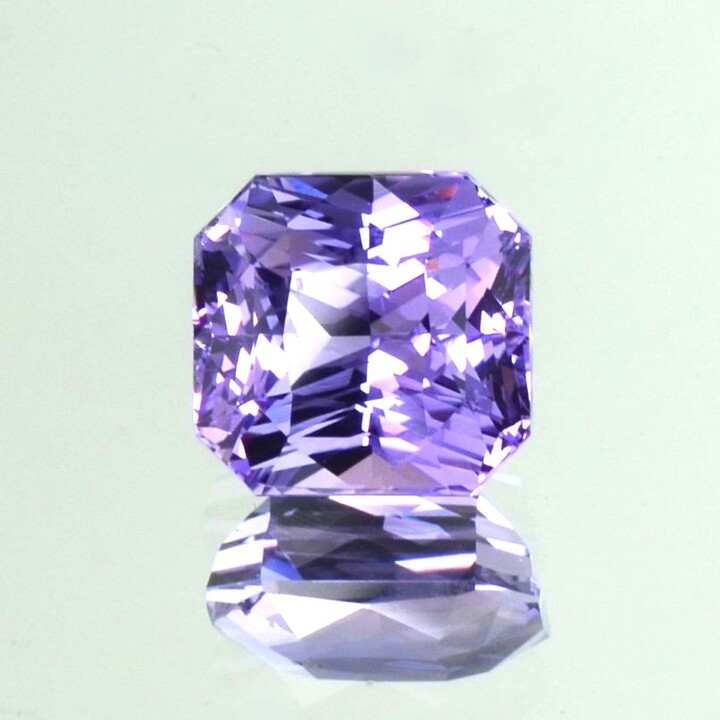 Saphir octagon-princess lila ungebrannt 6,53 ct.