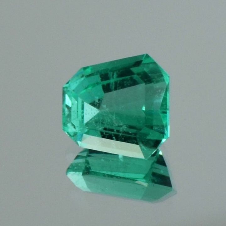 Smaragd Trapez grün unbehandelt 1,15 ct.