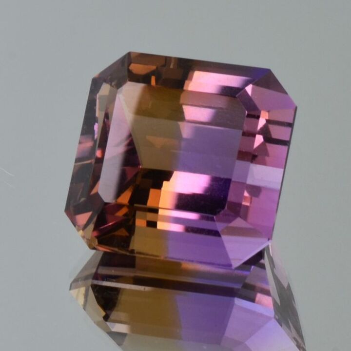 Ametrin octagon 37,23 ct.