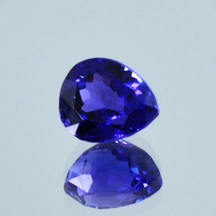 Tansanit Tropfen intensives Blau 2,64 ct.