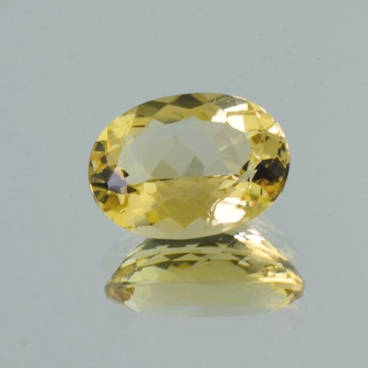 Edelberyll oval gelb 7,40 ct.