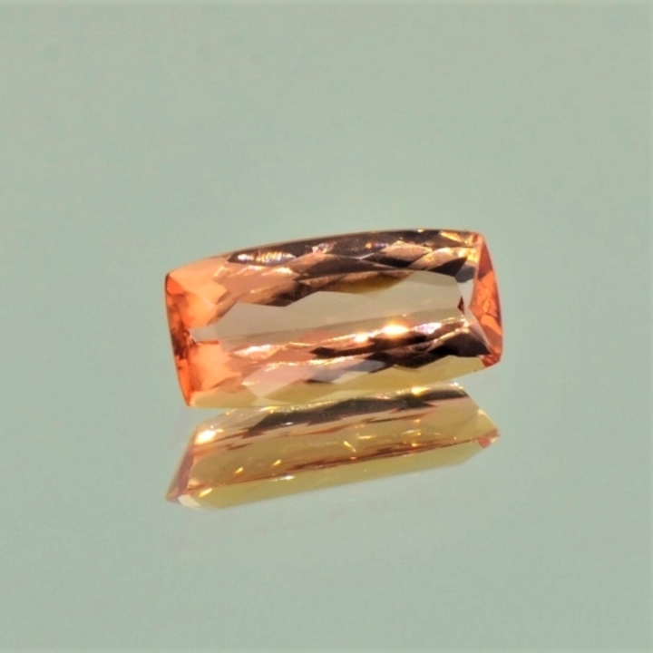 Imperial-Topas cushion pinkish orange 2.45 ct