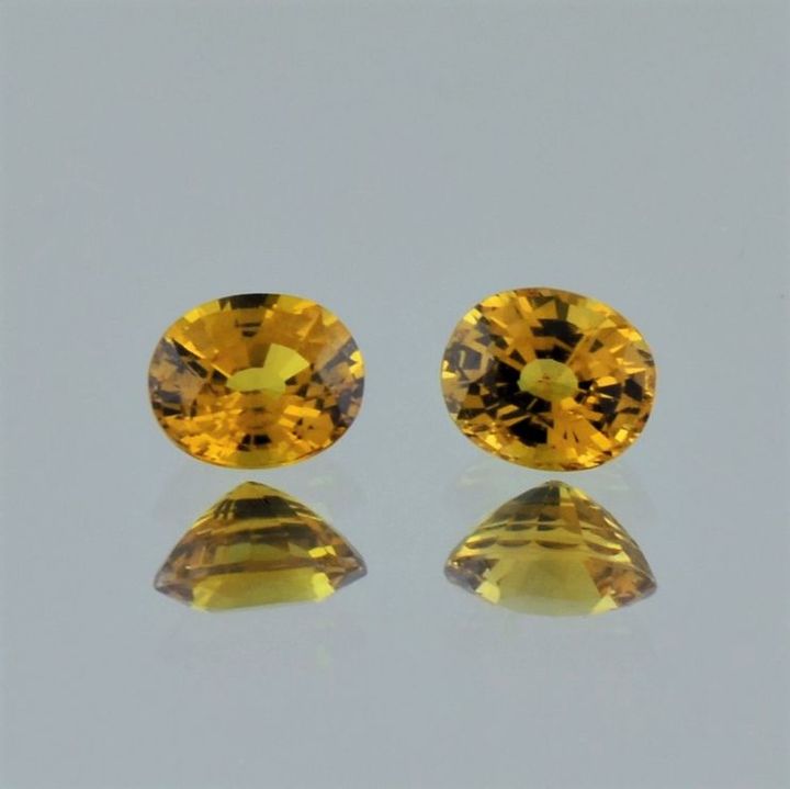 Mali-Granat Duo oval gelblich 1,53 ct