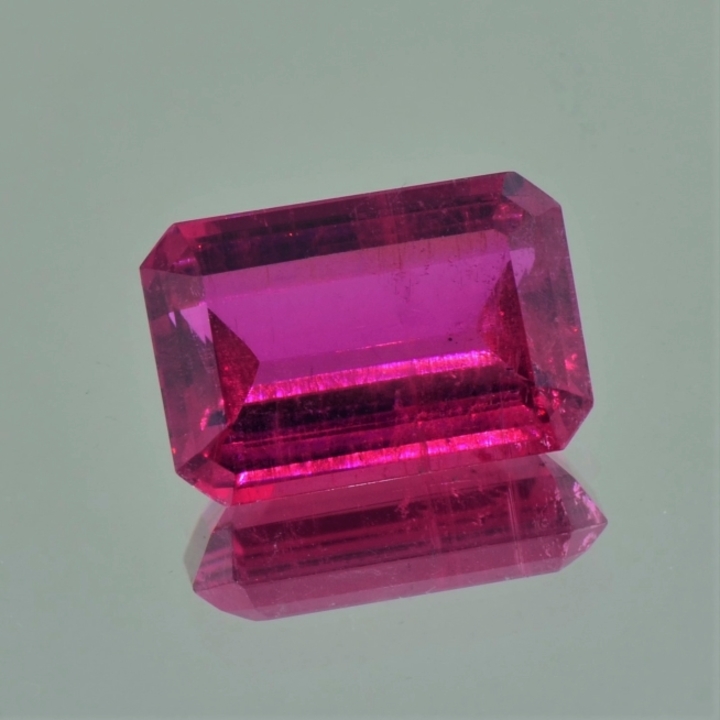 Rubellite Tourmaline octagon 10.03 ct