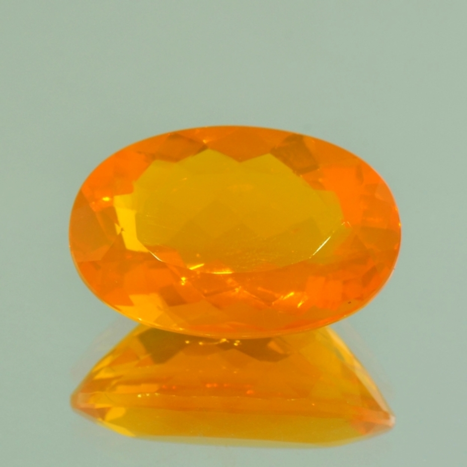 Fire Opal oval 19.62 ct