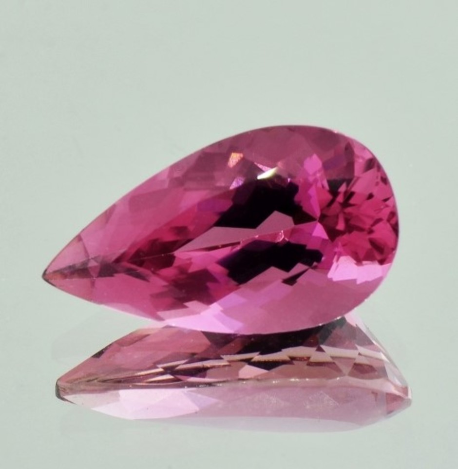 Turmalin Tropfen purpur-rosa 9,55 ct