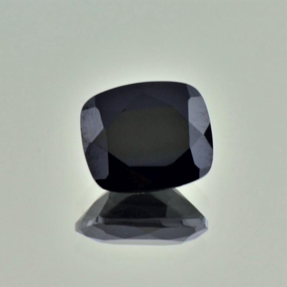 Spinel cushion black 7.01 ct