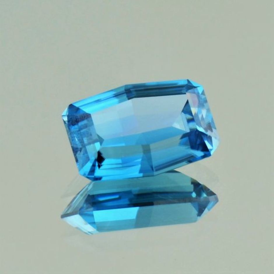 Zircon Design-Fantasy blue 8.85 ct