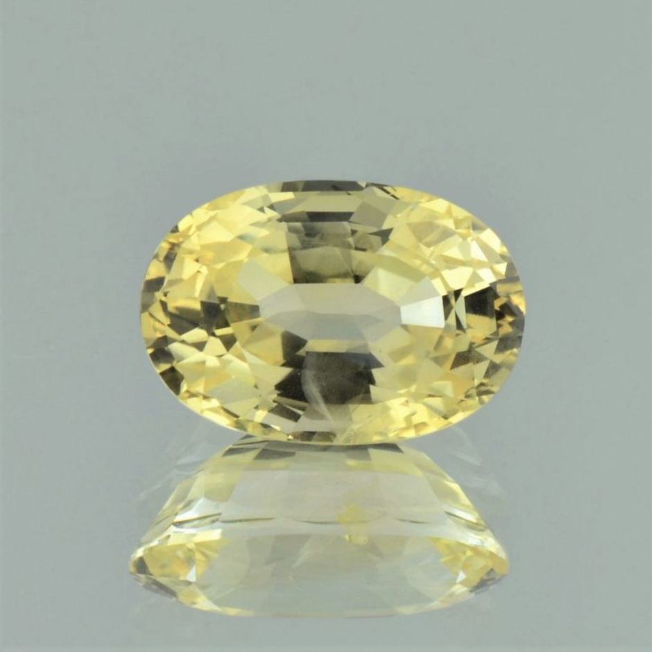 Saphir oval gelb ungebrannt 6,97 ct