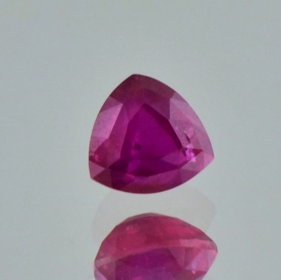 Rubin Trillion ungebrannt 1,06 ct