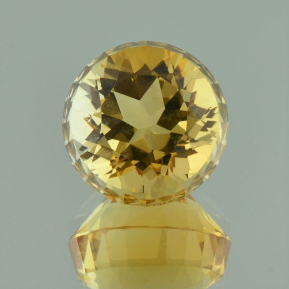 Citrine round mastercut golden yellow 25.22 ct