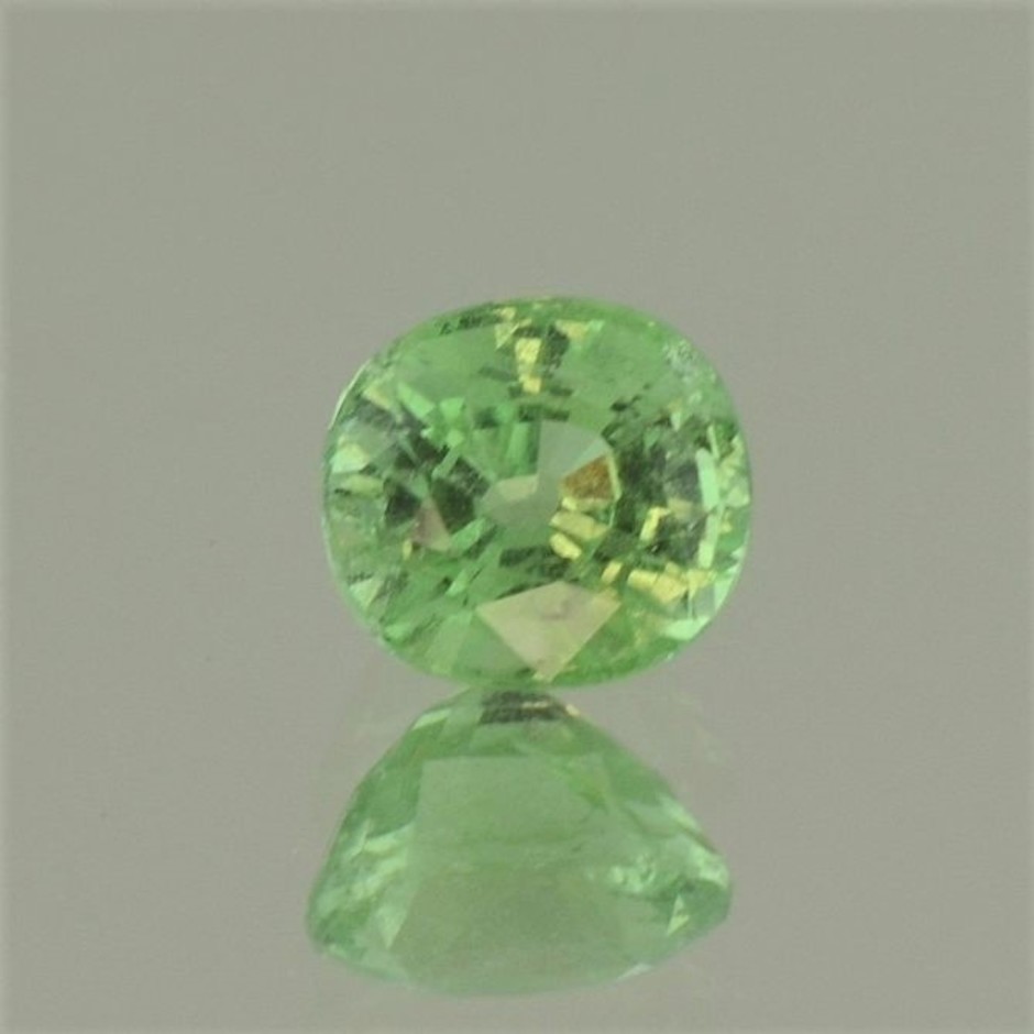 Garnet Grossularite oval mint green 2.01 ct