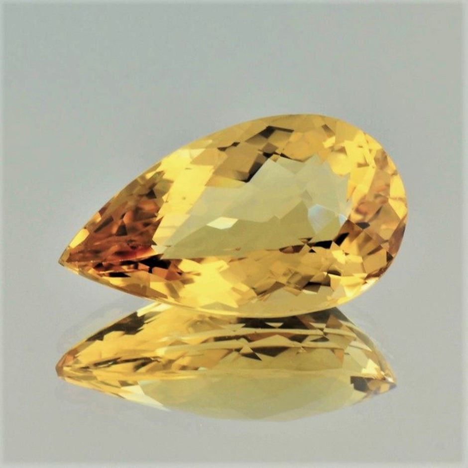 Goldberyll Tropfen gelb 29,68 ct