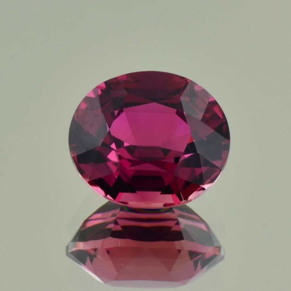 Rubellite Tourmaline oval pinkish red 9.56 ct