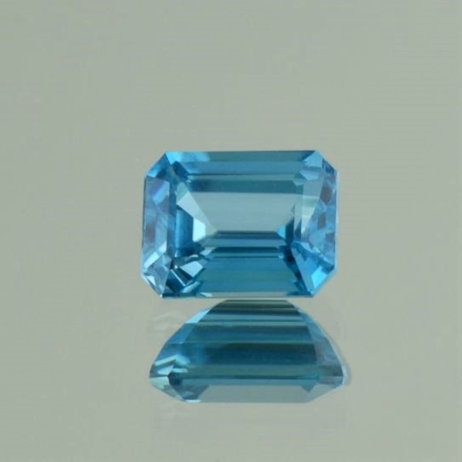 Zirkon octagon blau 3,83 ct.