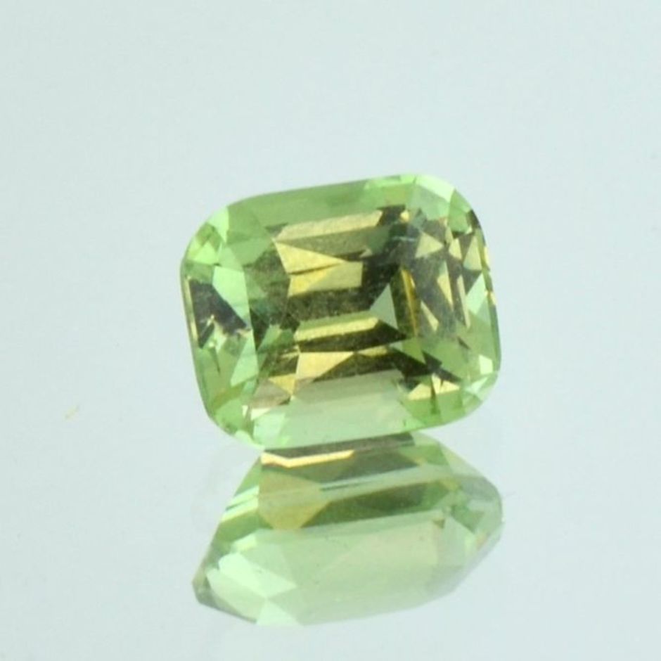 Garnet Grossularite cushion yellow green 2.70 ct