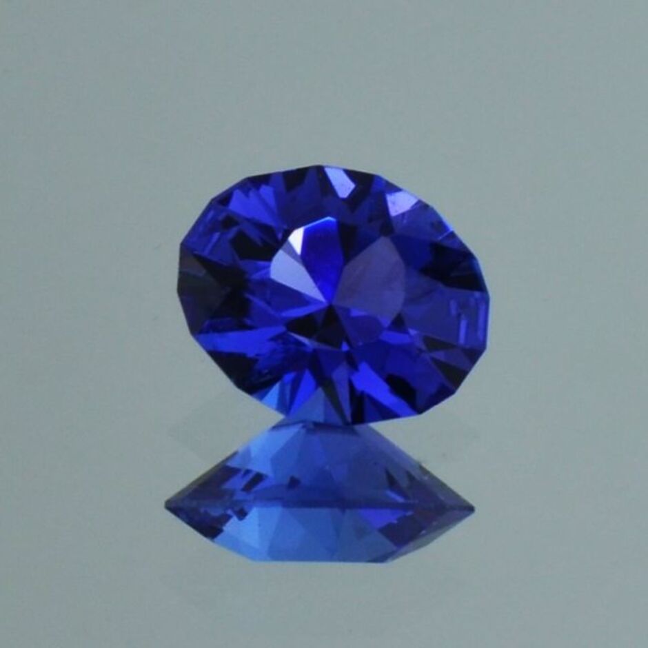 Tanzanite Design-Oval intense blue 1.69 ct