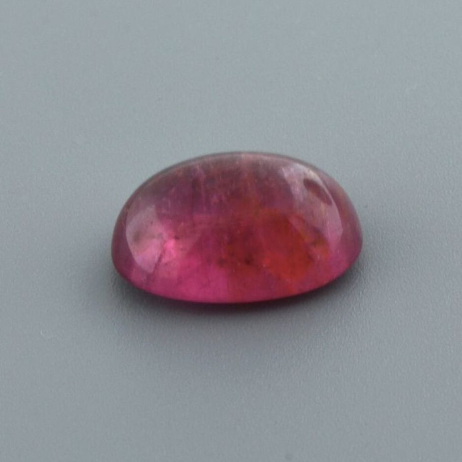 Tourmaline cabochon oval pinkish red 15.07 ct