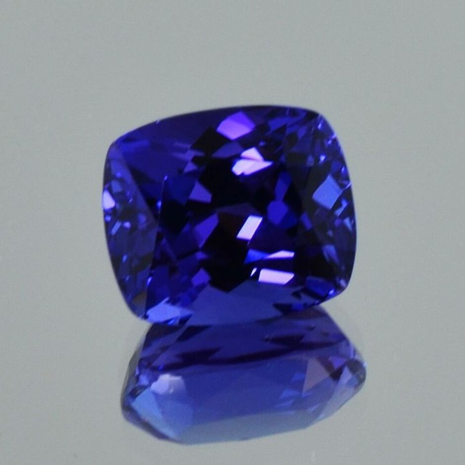 Tansanit antik intensives Violettblau 6,31 ct.