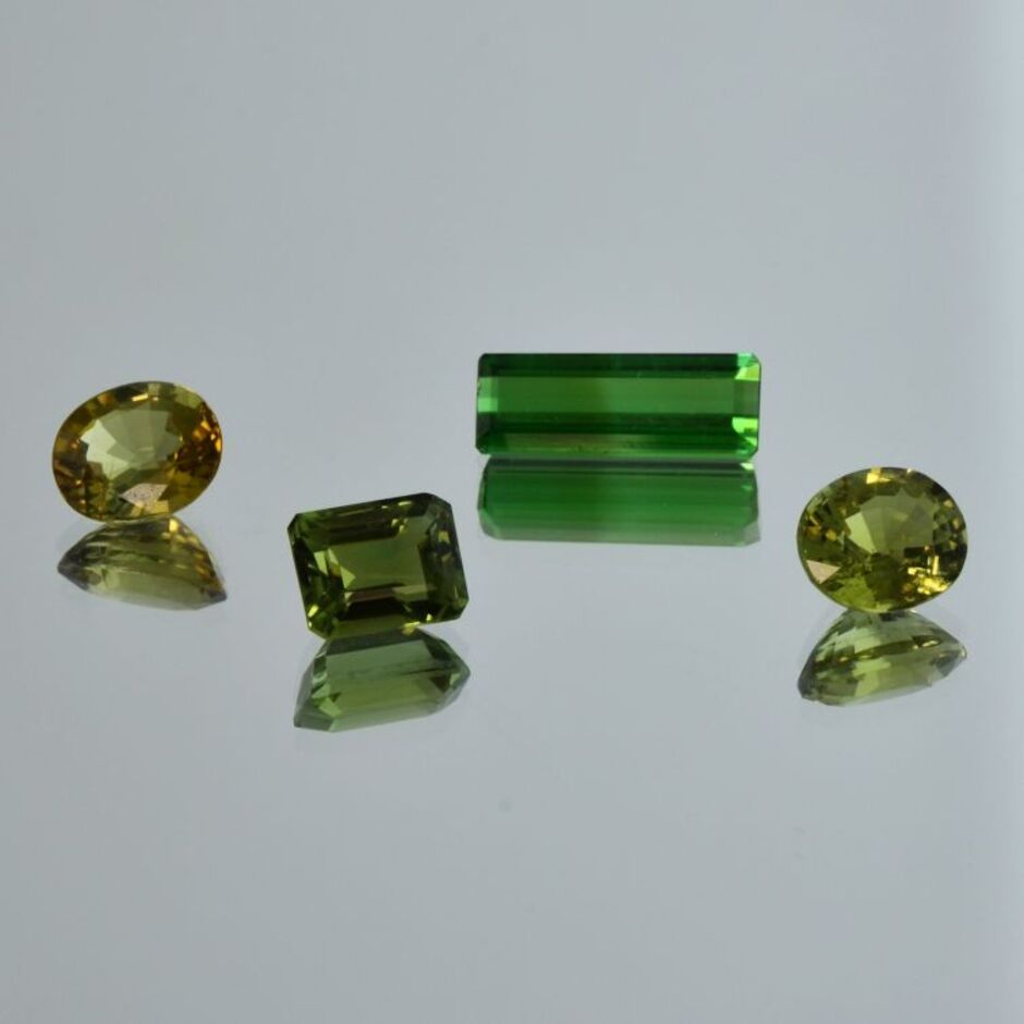 Tourmaline Lot faceted green 9.37 ct.