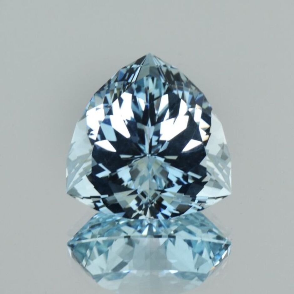 Topaz trillion light blue untreated 22.02 ct.