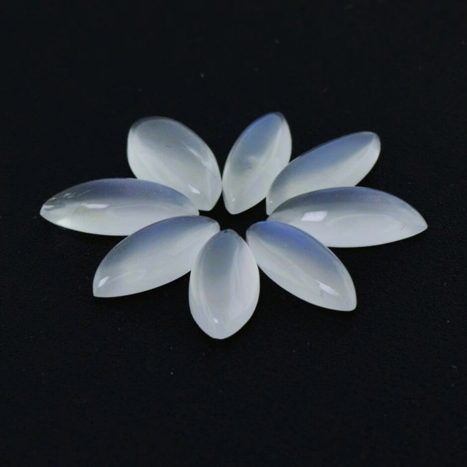 Mondstein Lot Navette Cabochons bläulich-weiss 15,93 ct