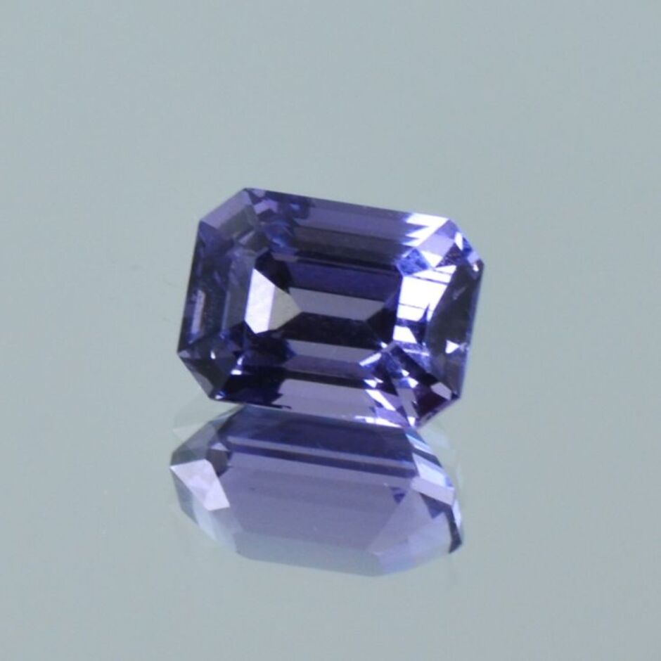 Spinell octagon lila-blau 2,55 ct.