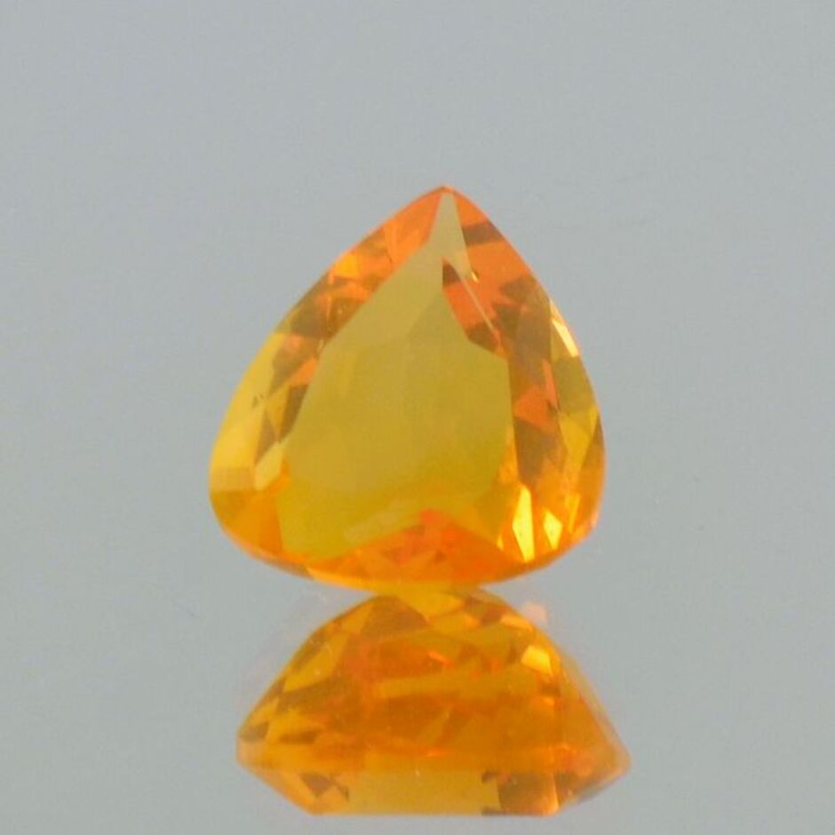 Feueropal Tropfen gelborange 2,08 ct.