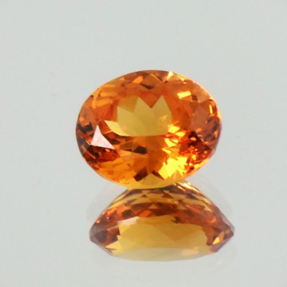 Garnet Grossularite oval orange 1.63 ct.
