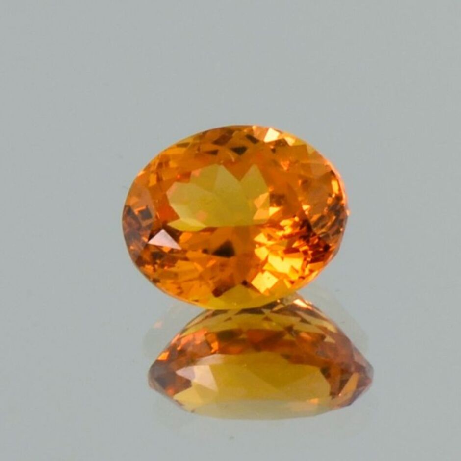 Garnet Grossularite oval orange 1.63 ct.