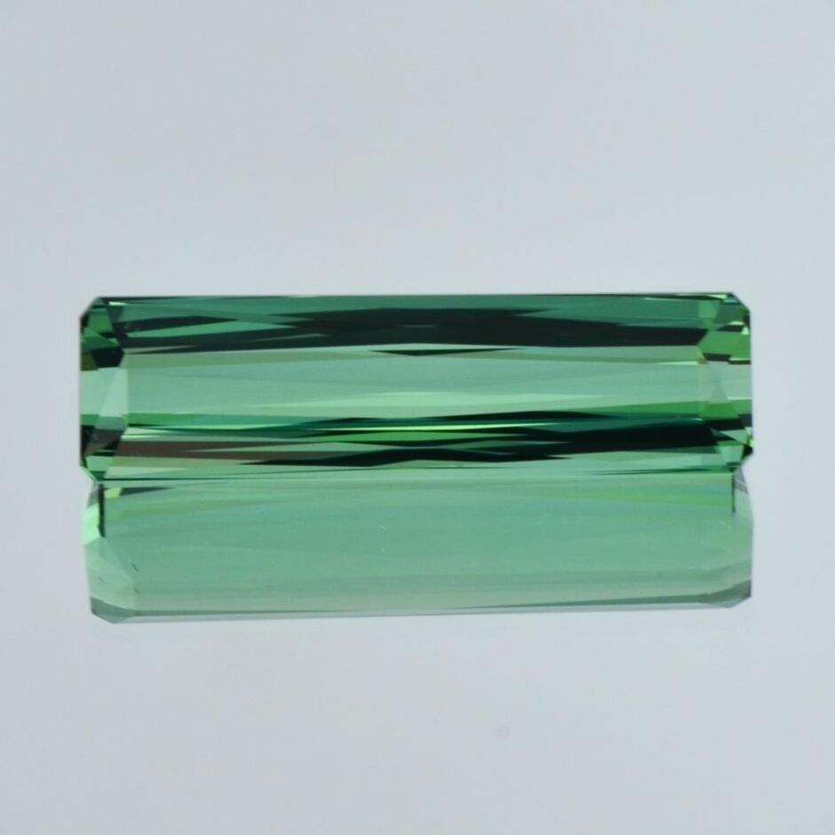 Tourmaline octagon bluish green 21.68 ct.