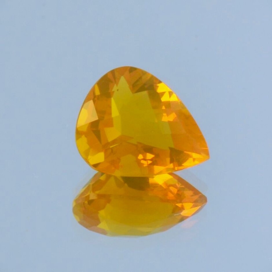 Feueropal Tropfen gelborange unbehandelt 2,94 ct.