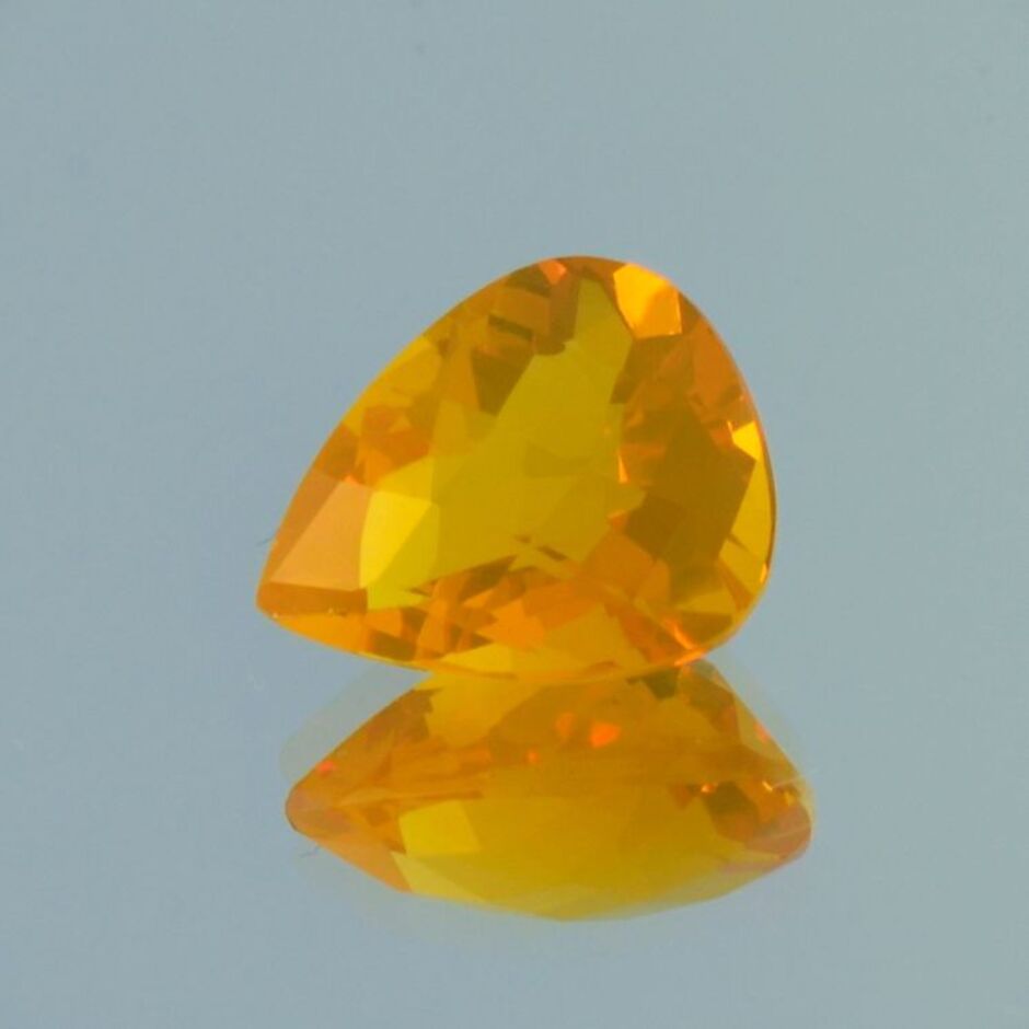 Feueropal Tropfen gelborange unbehandelt 2,94 ct.