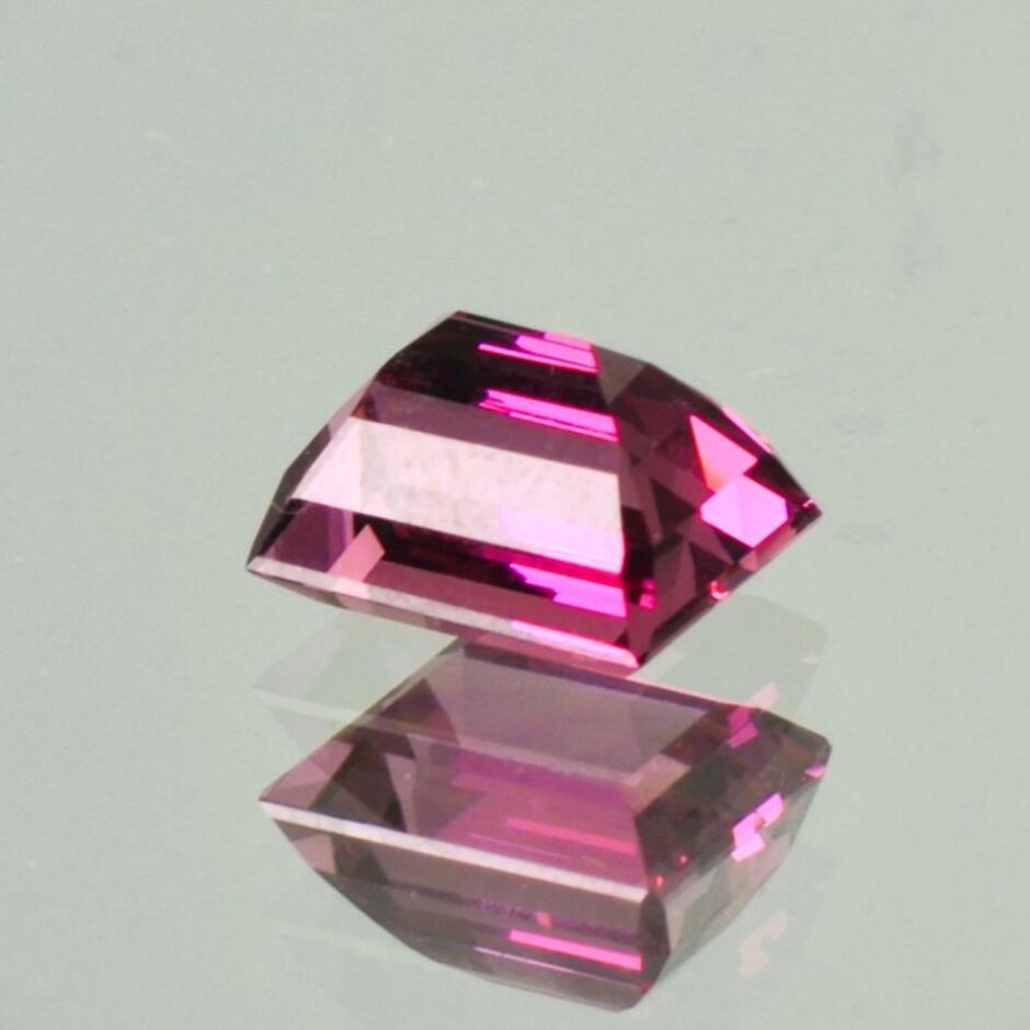 Rhodolith Granat Rechteck rosarot 4,30 ct.