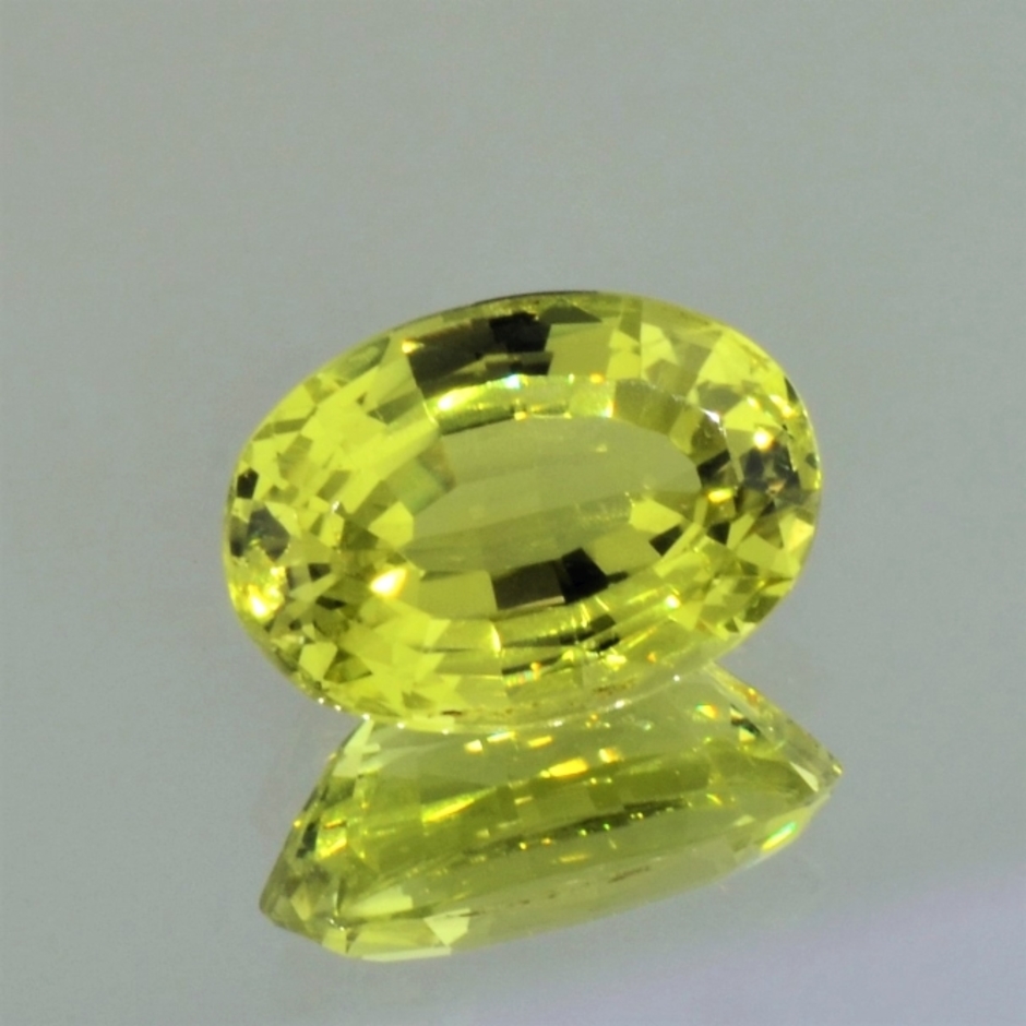 Chrysoberyl oval 6.33 ct