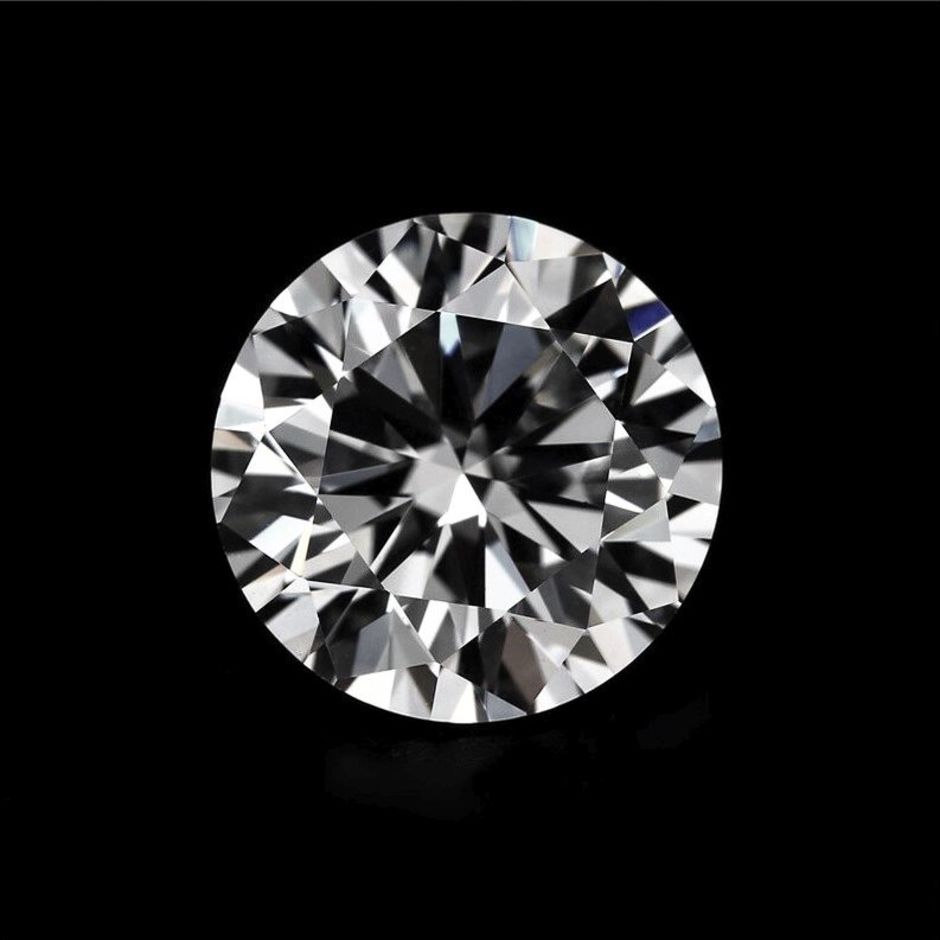 Diamond round brilliant feines white G loupe clean 0.25 ct.